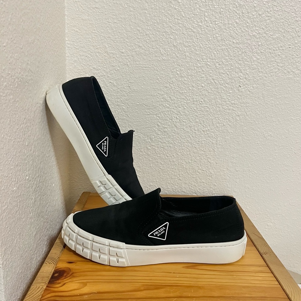 Prada sneakers size 38